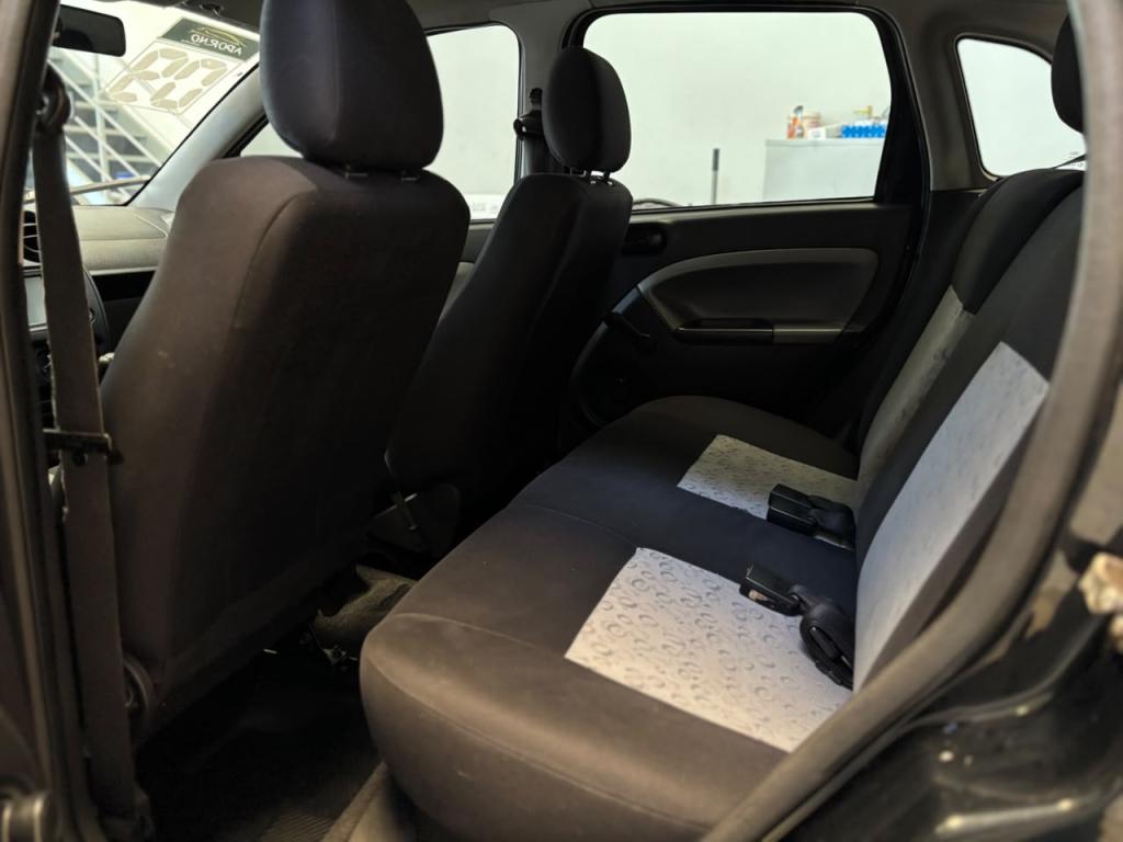 FORD Fiesta Hatch - Foto