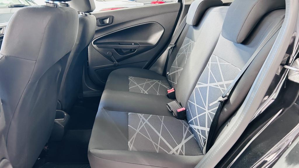 FORD Fiesta Hatch - Foto
