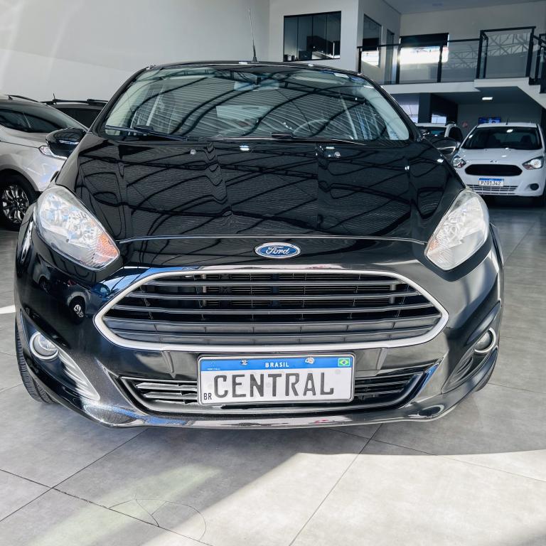 FORD Fiesta Hatch - Foto