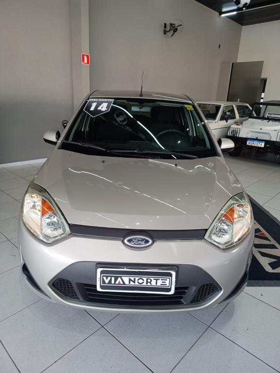 FORD Fiesta Hatch - Foto