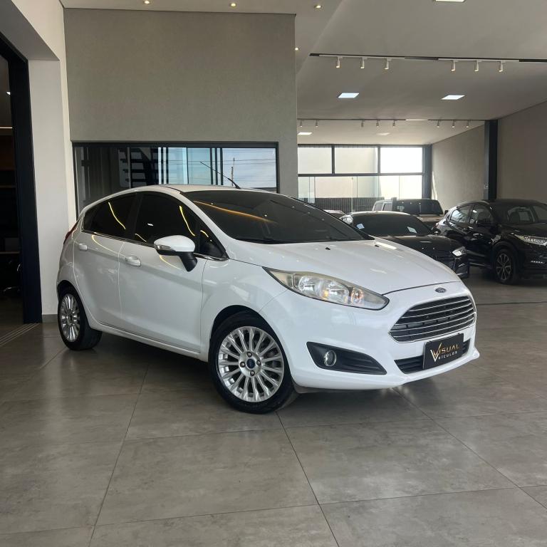 FORD Fiesta Hatch - Foto