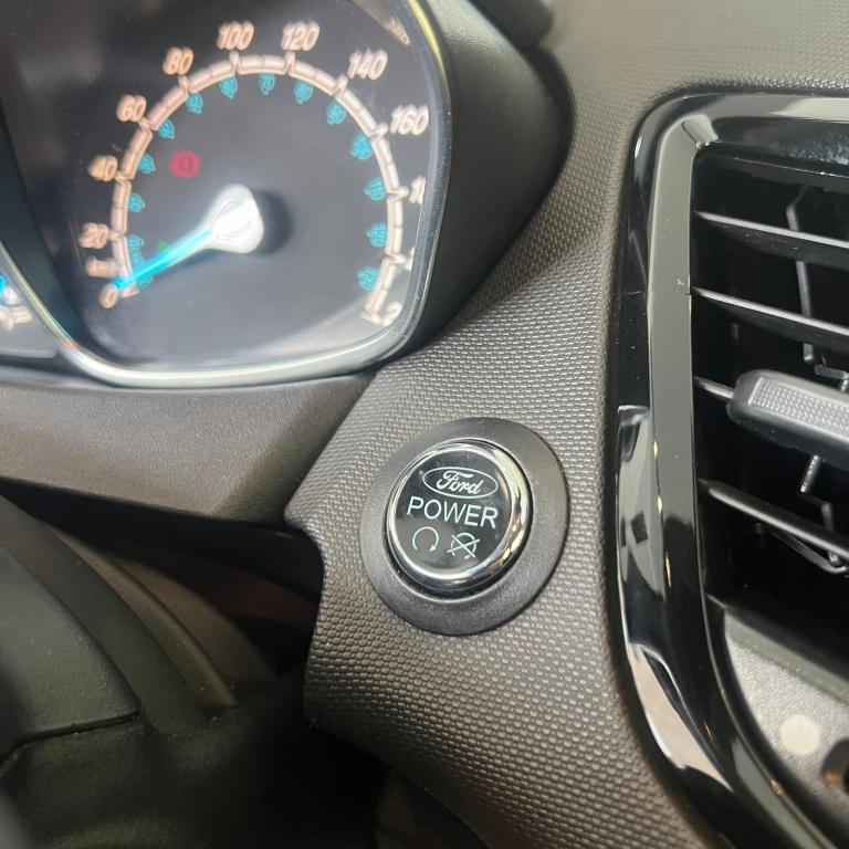 FORD Fiesta Hatch - Foto