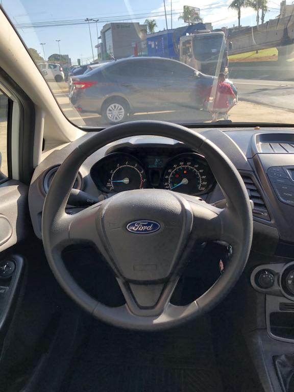 FORD Fiesta Hatch - Foto