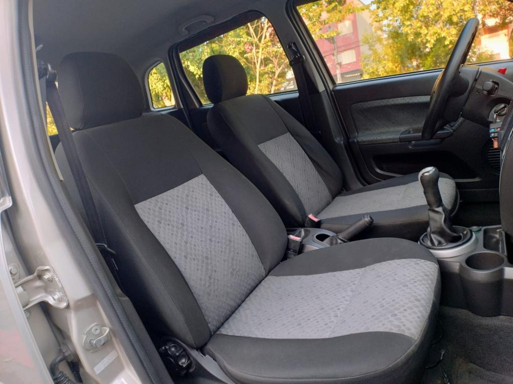 FORD Fiesta Hatch - Foto