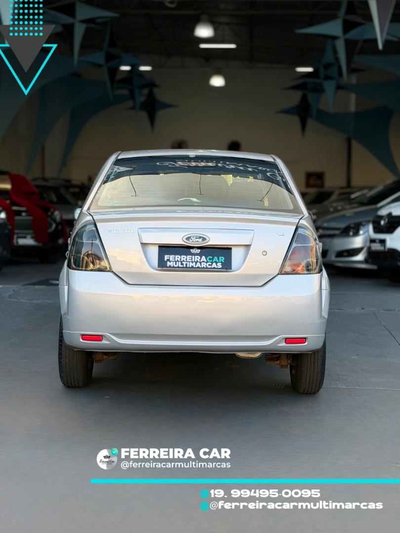 FORD Fiesta Hatch - Foto