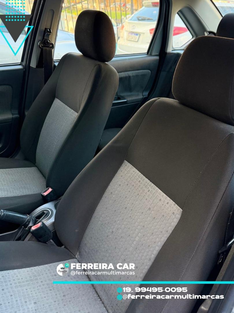 FORD Fiesta Hatch - Foto