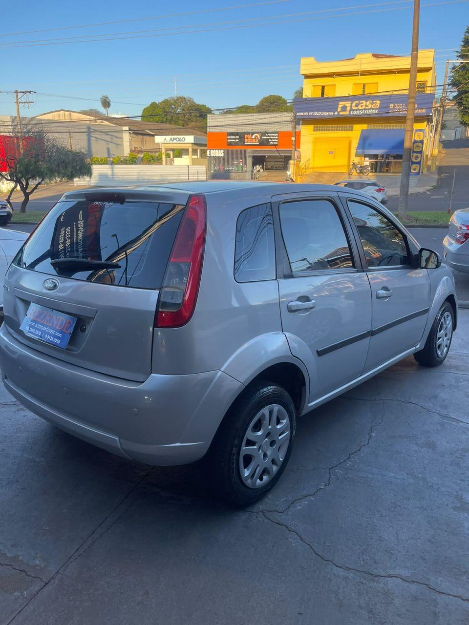 FORD Fiesta Hatch - Foto
