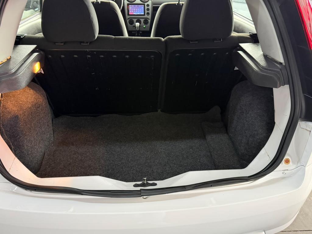 FORD Fiesta Hatch - Foto