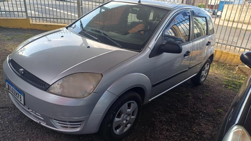FORD Fiesta Hatch - Foto