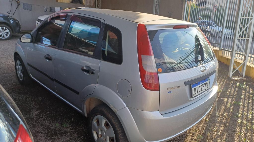 FORD Fiesta Hatch - Foto