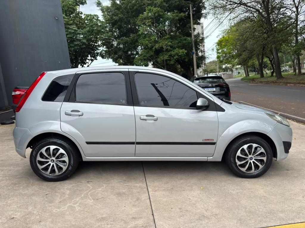 FORD Fiesta Hatch - Foto