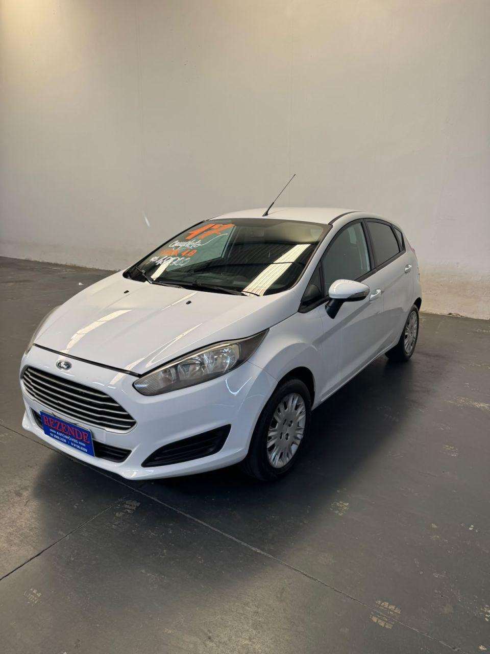 FORD Fiesta Hatch - Foto