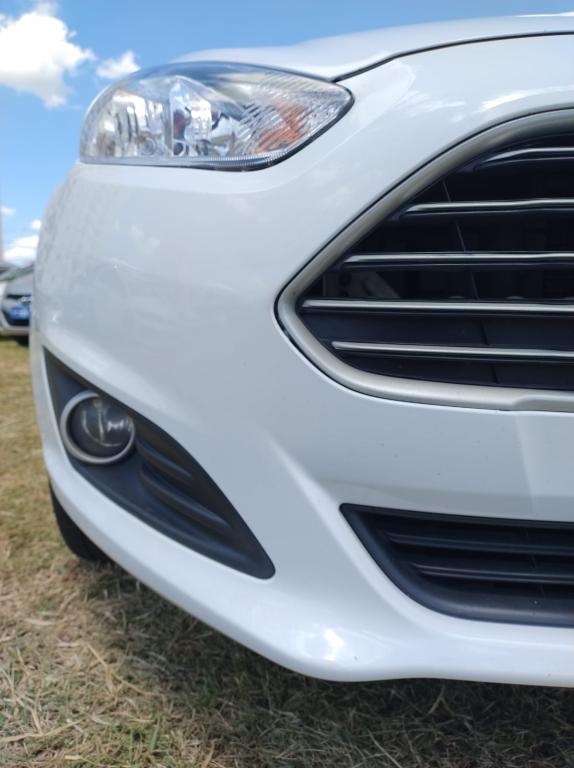 FORD Fiesta Hatch - Foto
