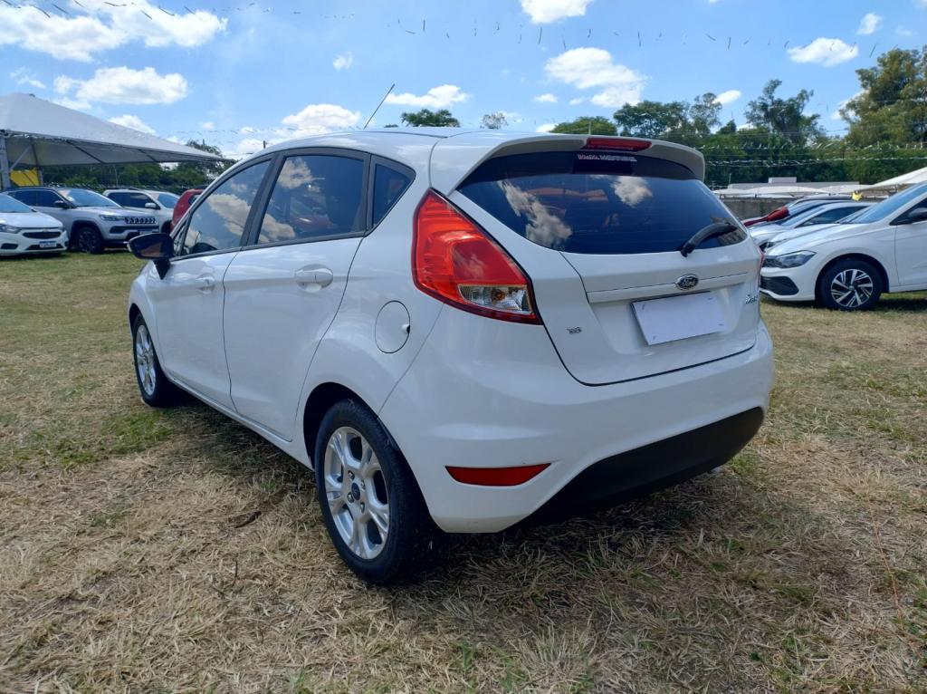 FORD Fiesta Hatch - Foto