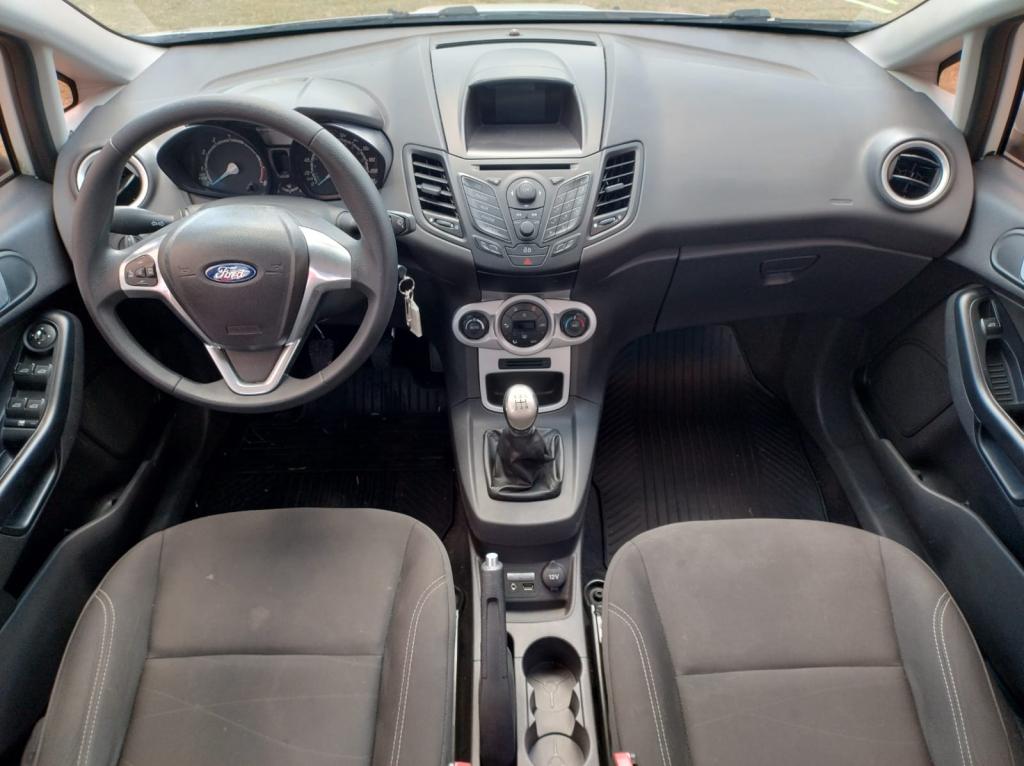 FORD Fiesta Hatch - Foto
