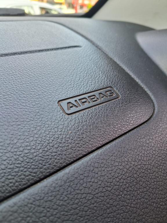 FORD Fiesta Sedan - Foto