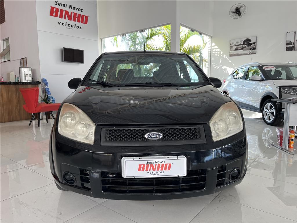 FORD Fiesta Sedan - Foto