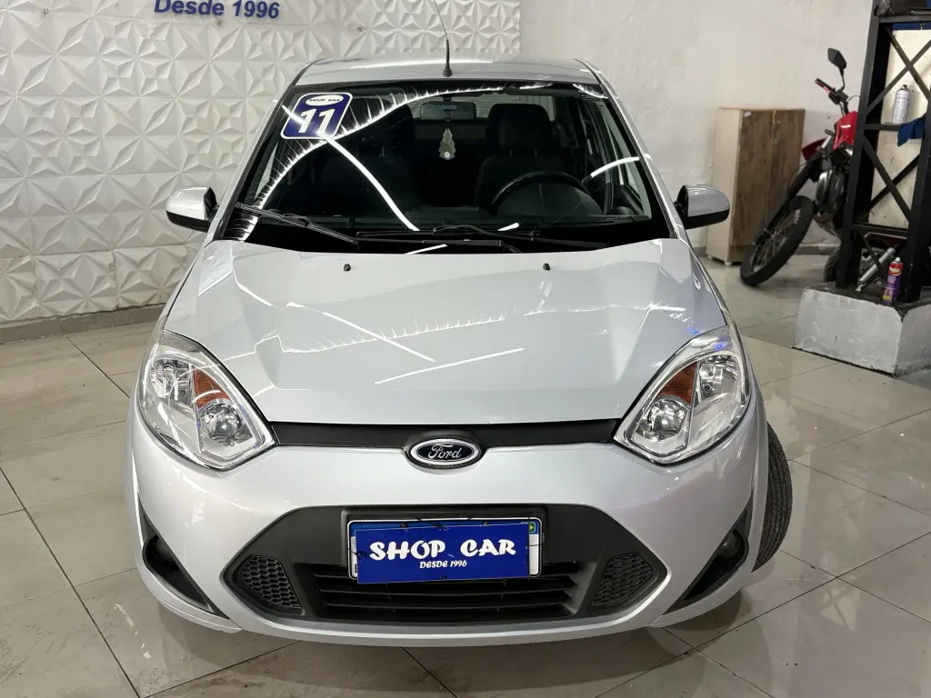 FORD Fiesta Sedan - Foto