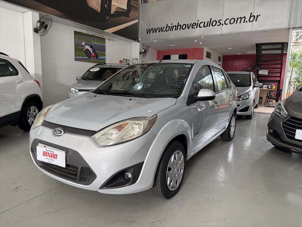 FORD Fiesta Sedan - Foto