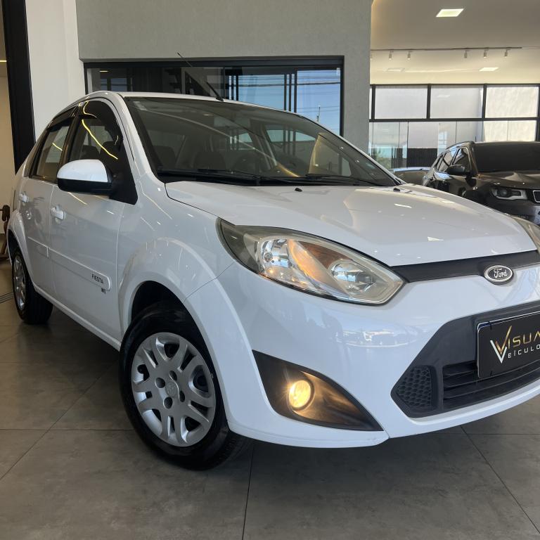 FORD Fiesta Sedan - Foto