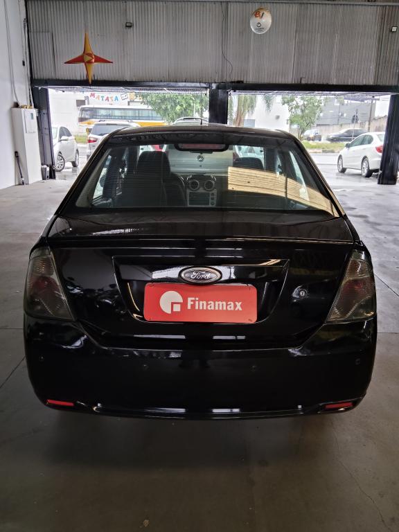 FORD Fiesta Sedan - Foto