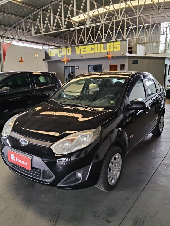 FORD Fiesta Sedan