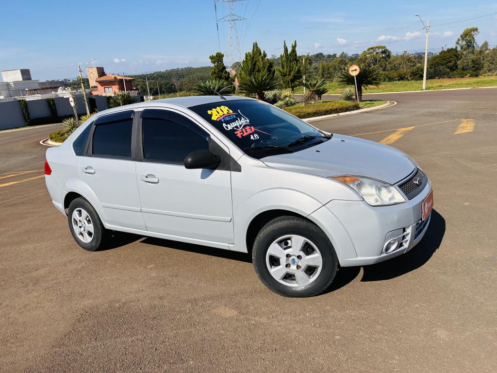 FORD Fiesta Sedan
