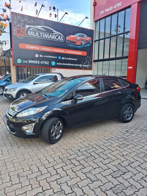 FORD Fiesta Sedan - Foto