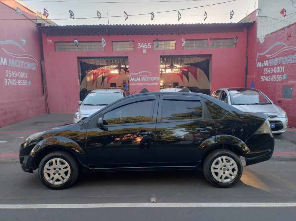 FORD Fiesta Sedan - Foto