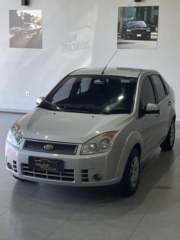 FORD Fiesta Sedan - Foto