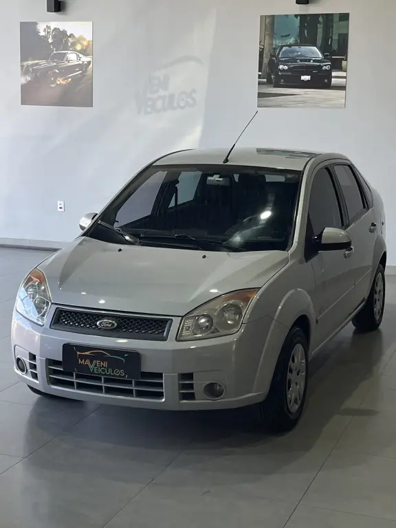 FORD Fiesta Sedan - Foto