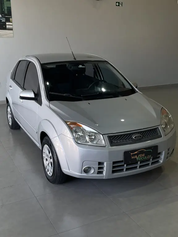 FORD Fiesta Sedan - Foto