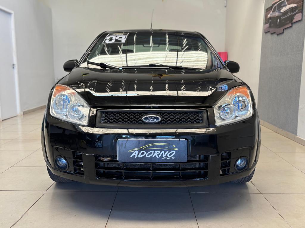 FORD Fiesta Sedan - Foto