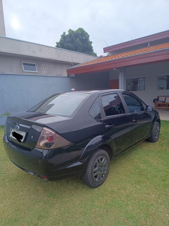 FORD Fiesta Sedan - Foto