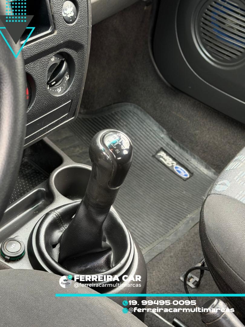 FORD Fiesta Sedan - Foto