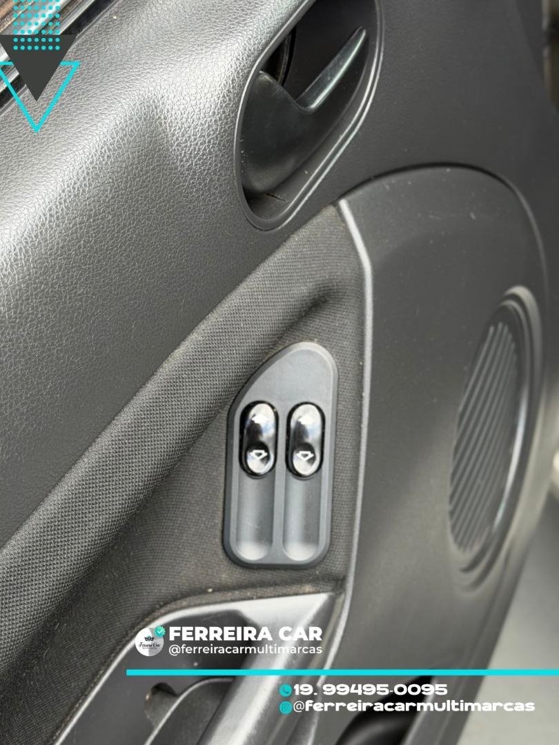 FORD Fiesta Sedan - Foto