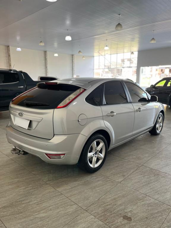 FORD Focus Hatch - Foto