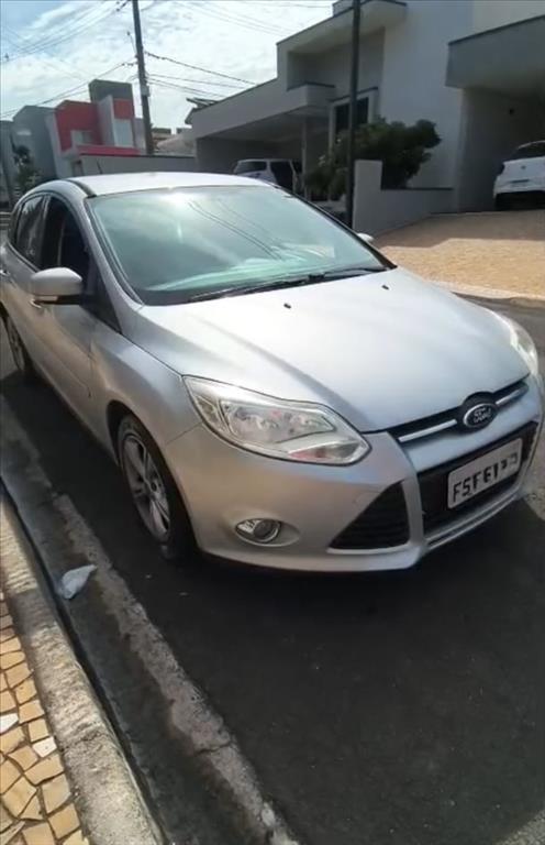 FORD Focus Hatch - Foto