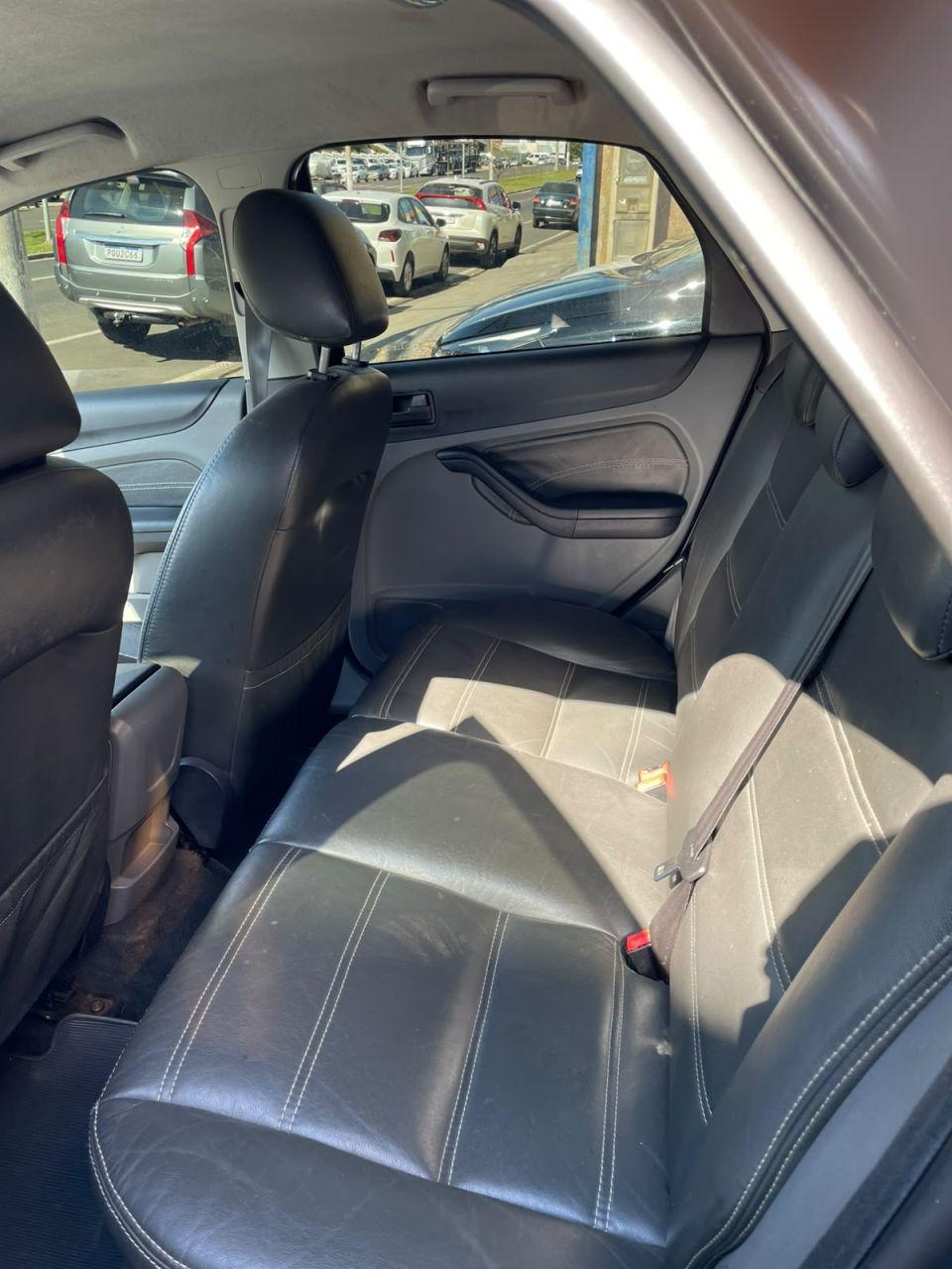 FORD Focus Hatch - Foto