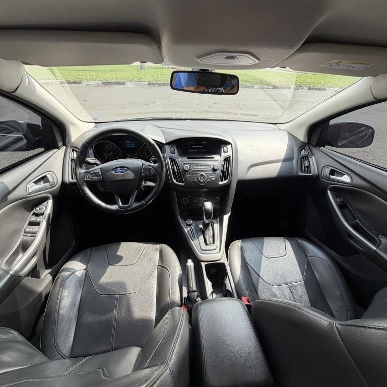 FORD Focus Hatch - Foto
