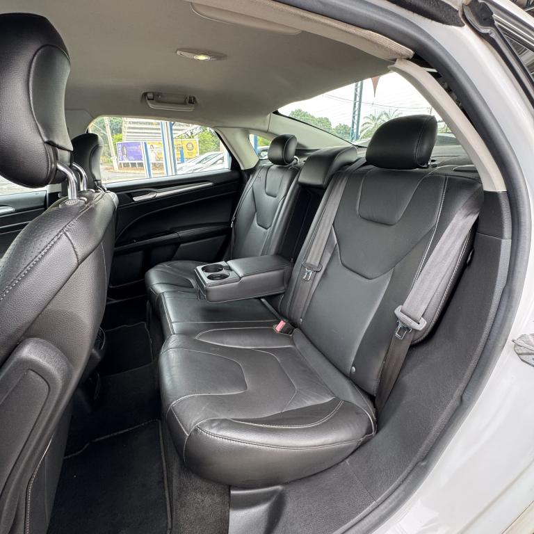 FORD Fusion - Foto