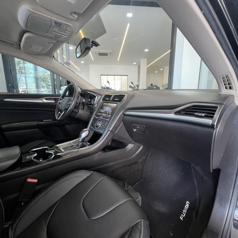 FORD Fusion - Foto