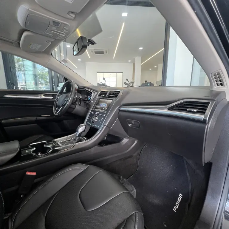 FORD Fusion - Foto