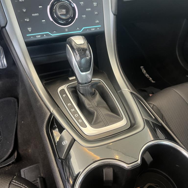 FORD Fusion - Foto