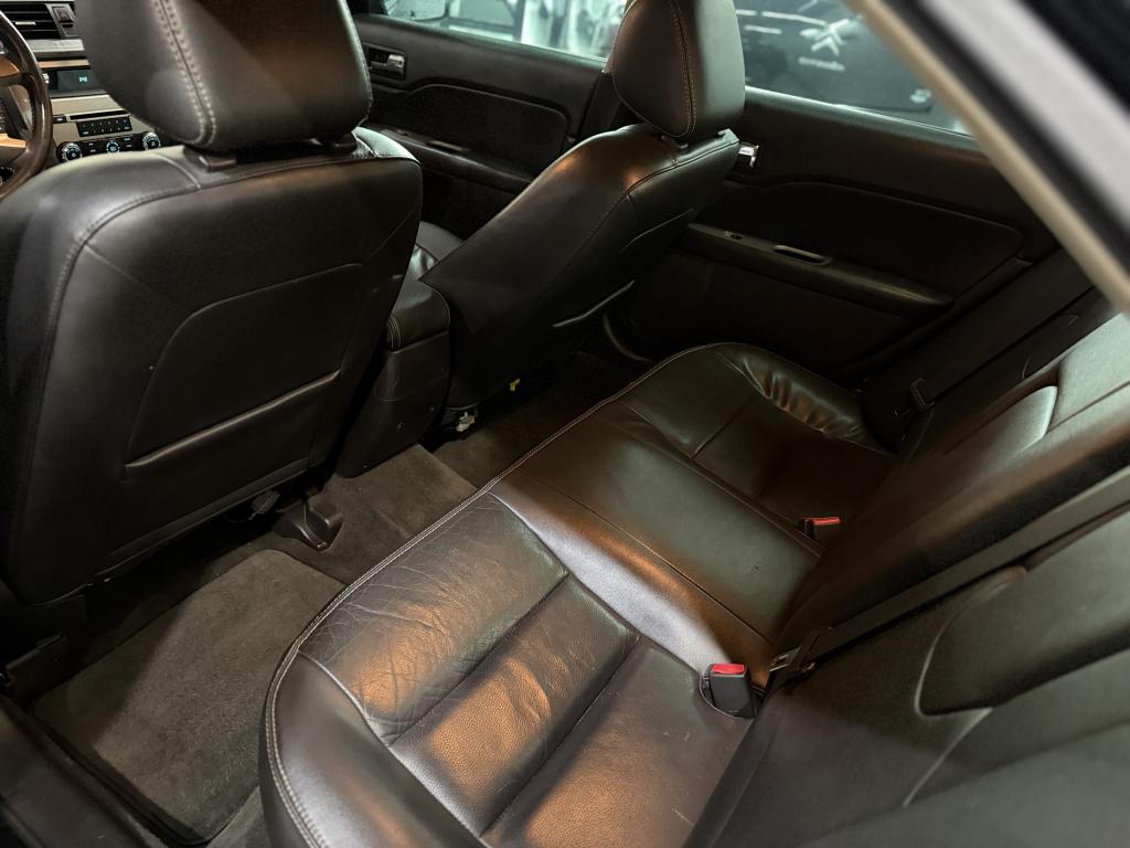 FORD Fusion - Foto