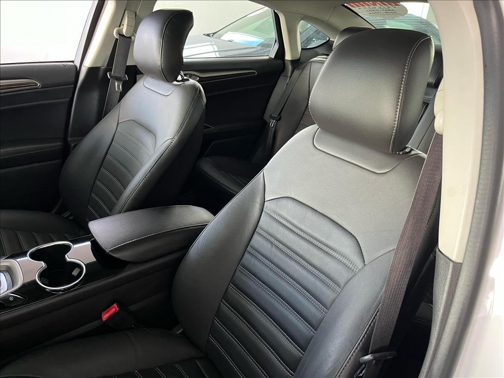 FORD Fusion - Foto