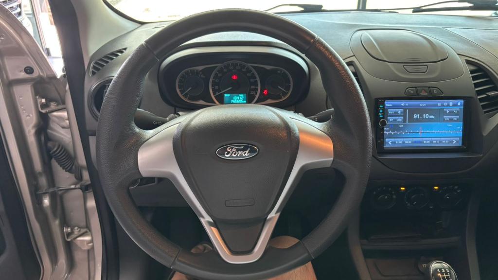 FORD Ka Hatch - Foto