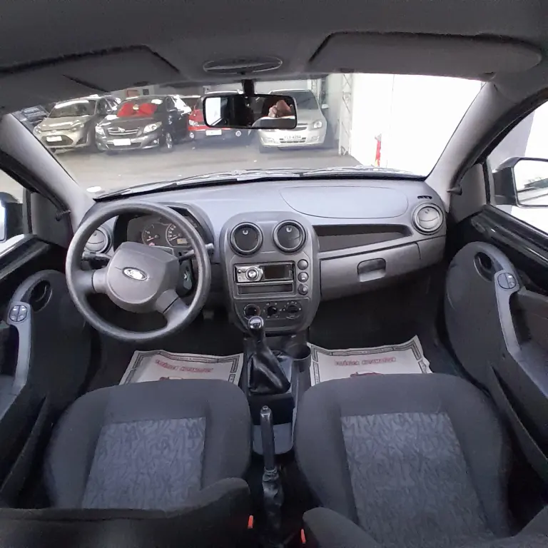 FORD Ka Hatch - Foto