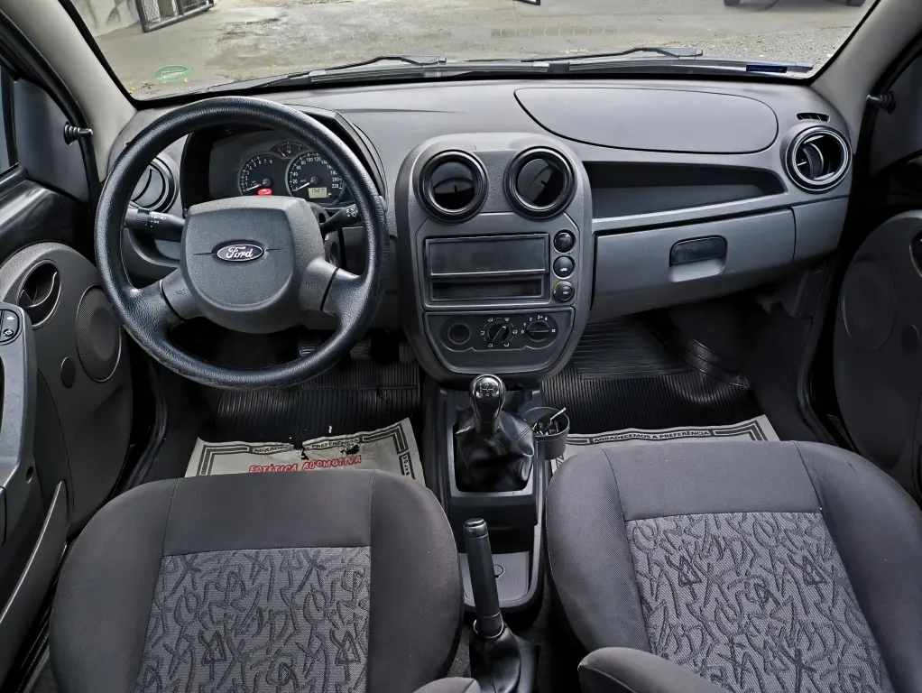 FORD Ka Hatch - Foto