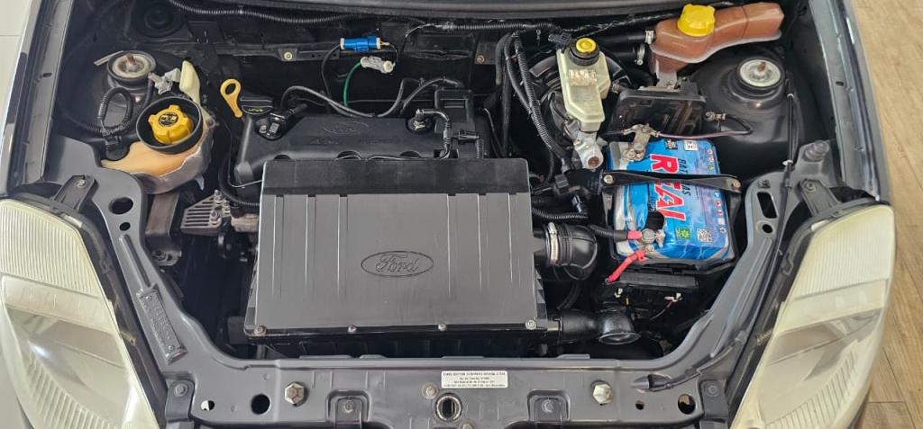 FORD Ka Hatch - Foto